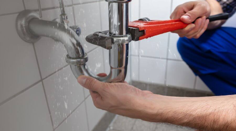 Expert burst pipe repair services in Ogilvie, MN